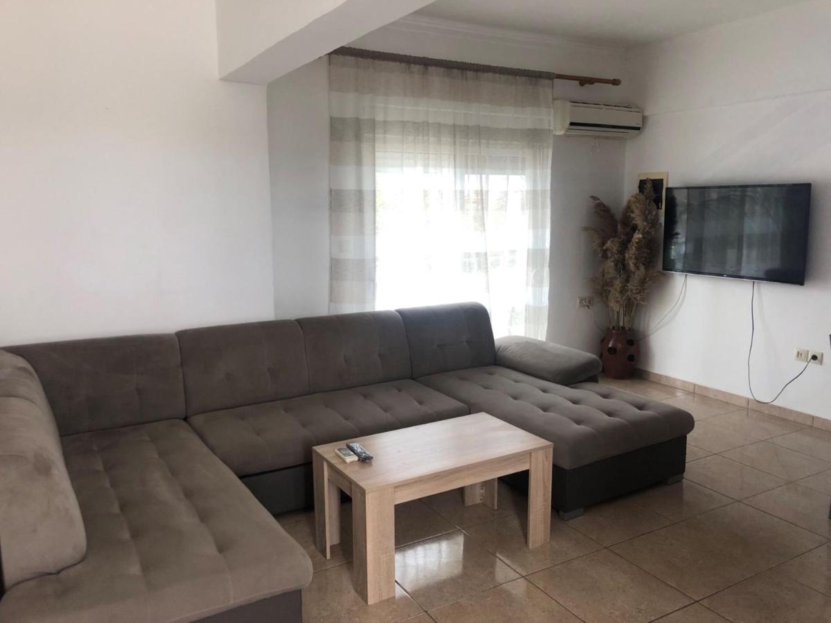 Toula'S Apartments Faliraki Ngoại thất bức ảnh
