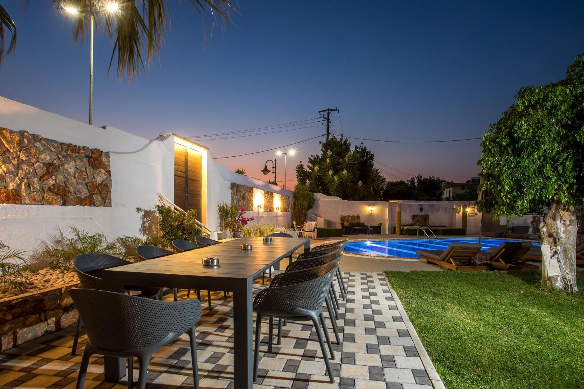 Toula'S Apartments Faliraki Ngoại thất bức ảnh