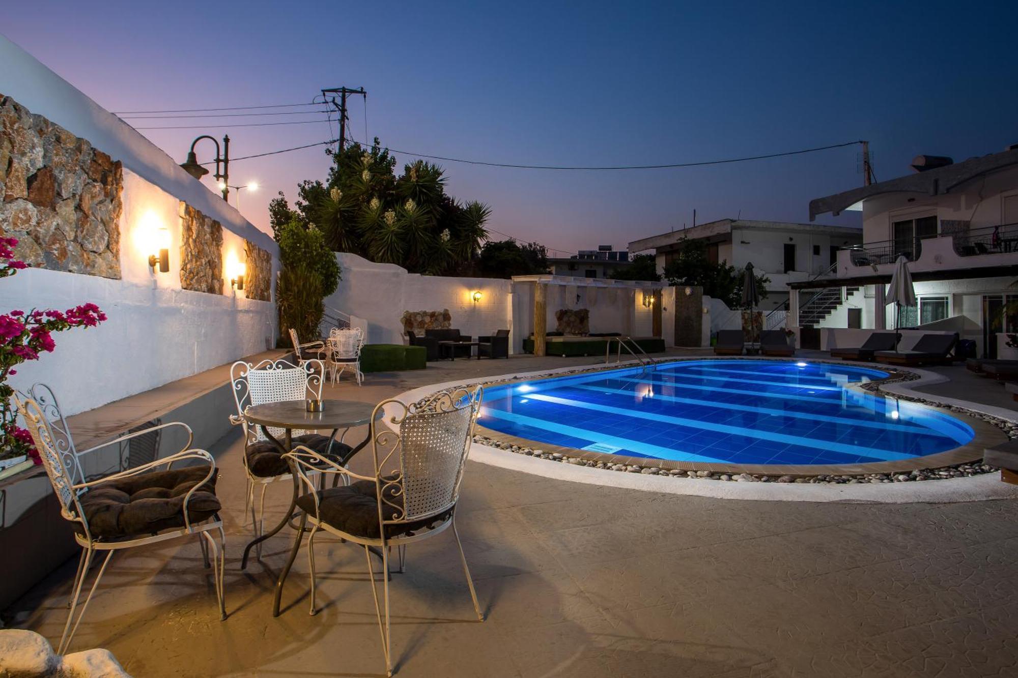 Toula'S Apartments Faliraki Ngoại thất bức ảnh